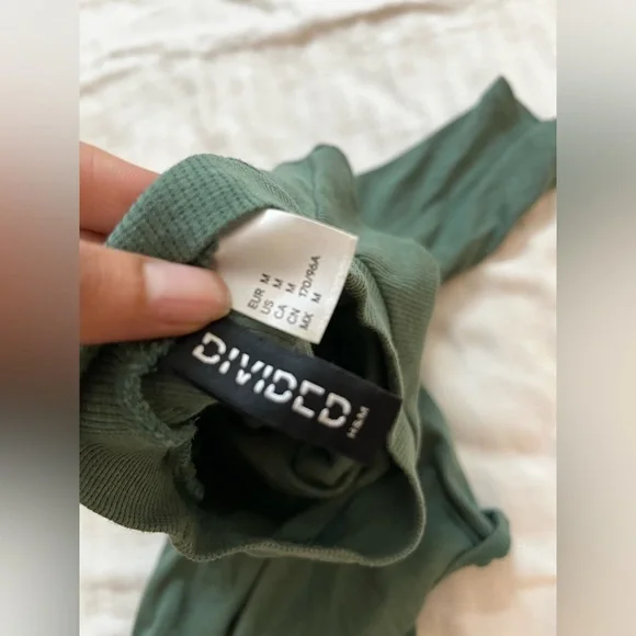 H&M Bodysuit - Picture 5 of 6